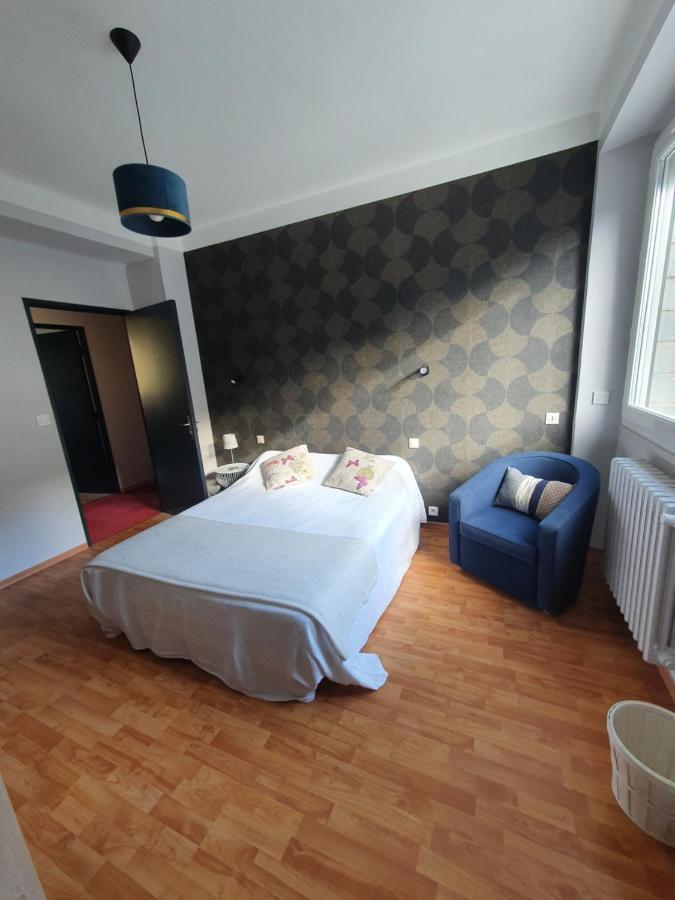 Chambre Privee Du Majestic Saint-Affrique Exteriör bild